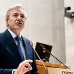 El PP y Vox vetan minuto de silencio en Aragón por Maricarmen Abascal