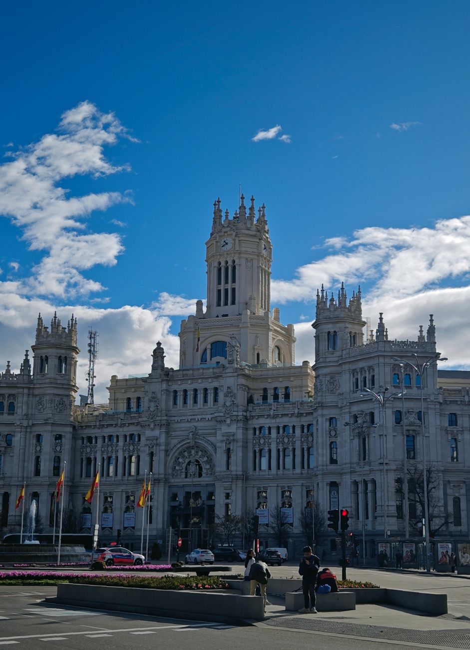 China elige Ferrol para su primera fábrica de coches en España y alarma a Defensa por riesgo para la OTAN