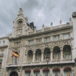 Gobierno traslada a 500 niñas migrantes desde Ceuta a la península Militares exigen respuestas a Robles por sarna y condiciones en Ceuta antes de su comparecencia