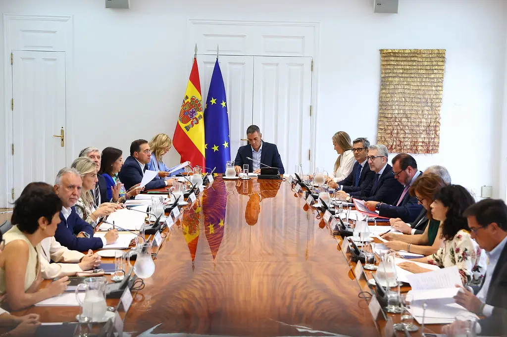 Un informe policial desmonta la versión del Gobierno sobre Ceuta