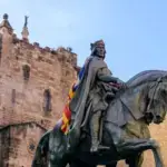 ANC y Òmnium reparten 10.000 esteladas en el Camp Nou contra la "catalanofobia" policial