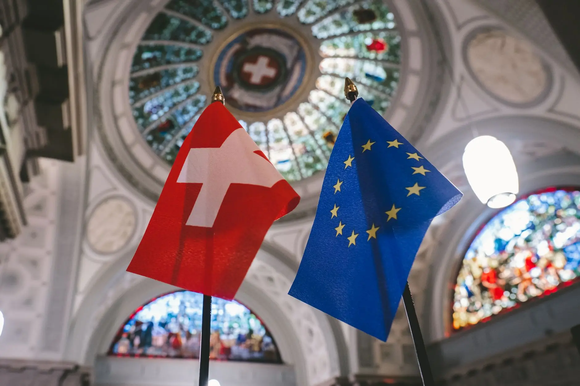 EEUU anuncia plan de asfixia económica a Irán