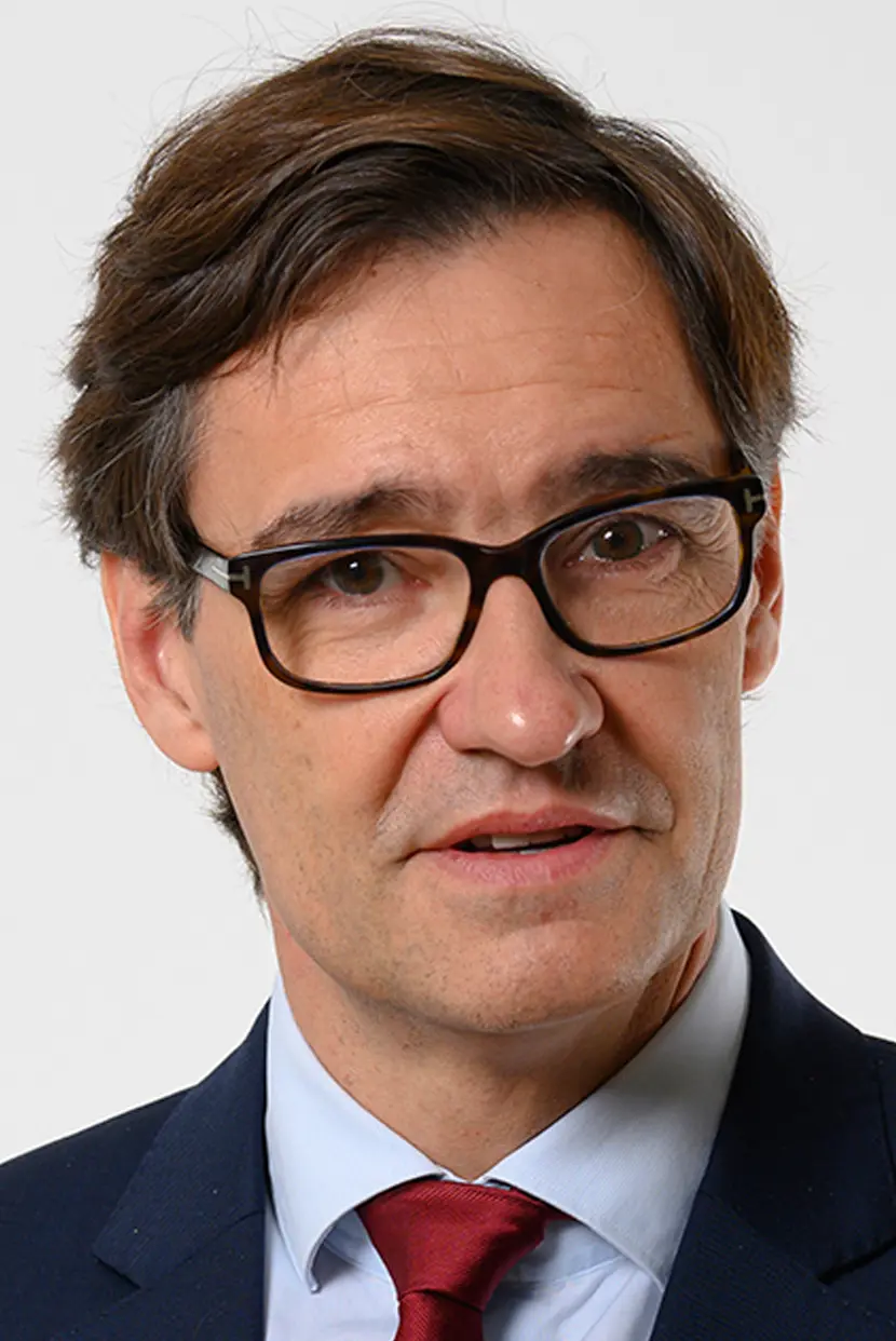 Illa firma tres acuerdos y destina 800.000 € a Ucrania