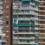 Castilla y León lidera con 51 años la edad más alta para comprar vivienda en España