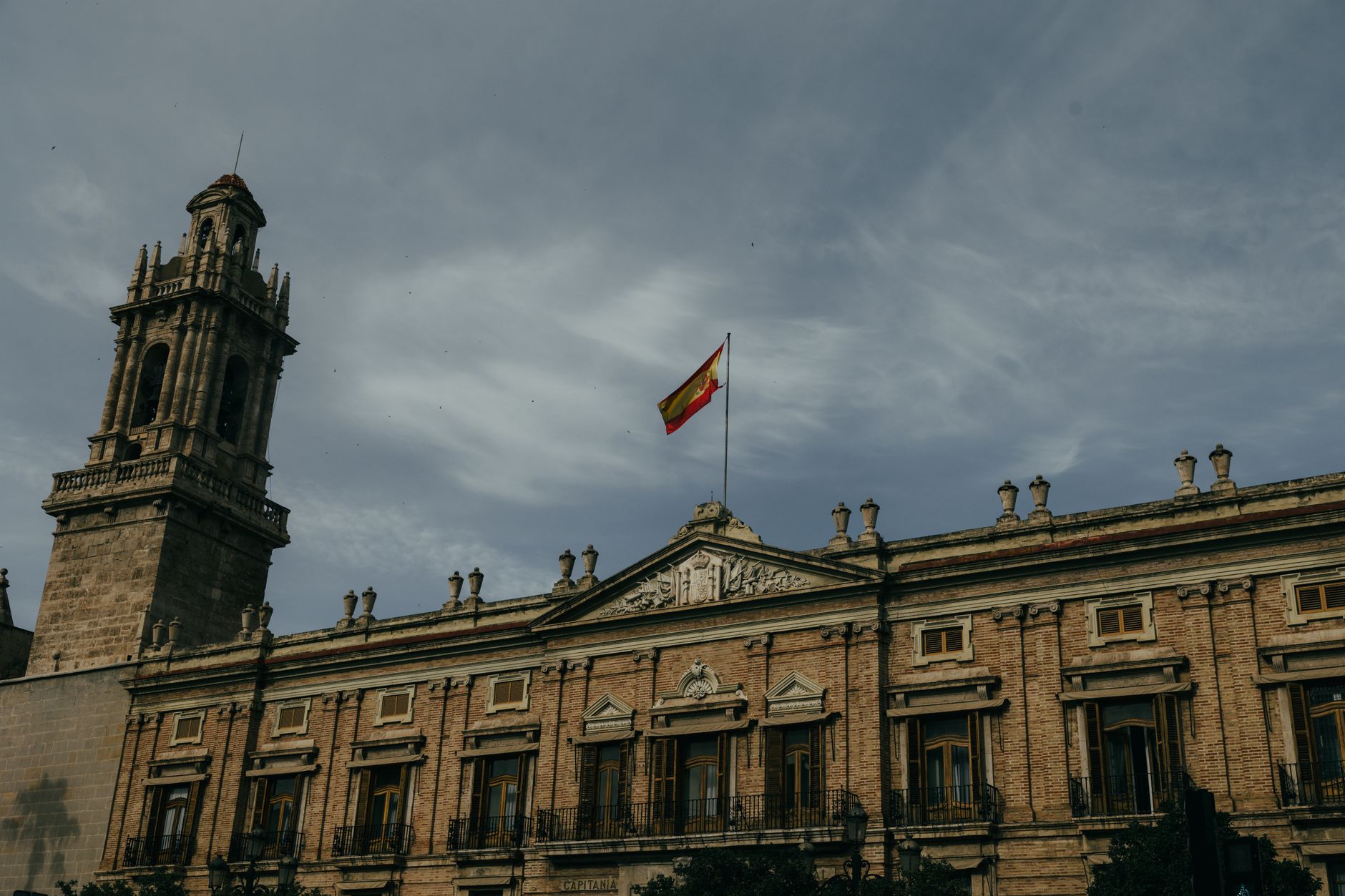 El Gobierno cambia el discurso sobre Ceuta: de "ataque" a "hecho inédito" mientras suman 79 muertos en suelo español