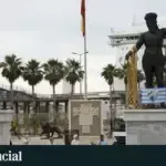 Málaga alarga la polémica - Neptuno y Venus se quedan en el Puerto sin fecha de salida Málaga alarga la polémica: Neptuno y Venus se quedan en el Puerto sin fecha de salida