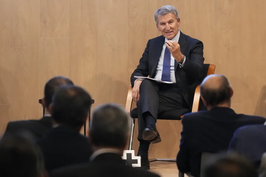 Feijóo promete un millón de pisos en cuatro años