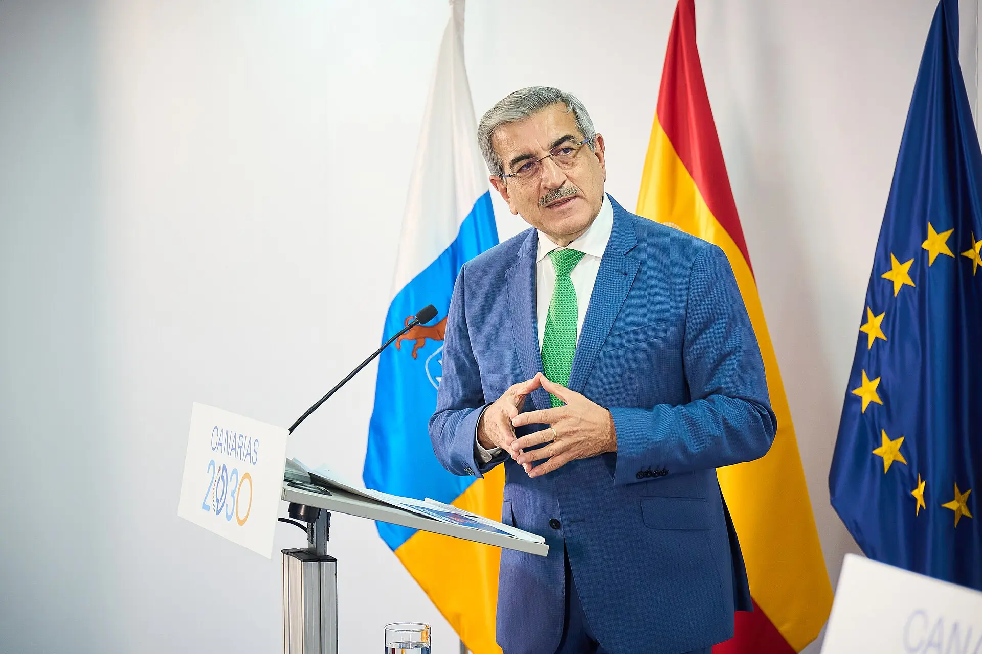 Galicia destina 27 millones a material escolar y libros de texto