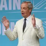 Reino Unido rechaza la unificación de Irlanda: Trump y Farage chocan con unionistas
