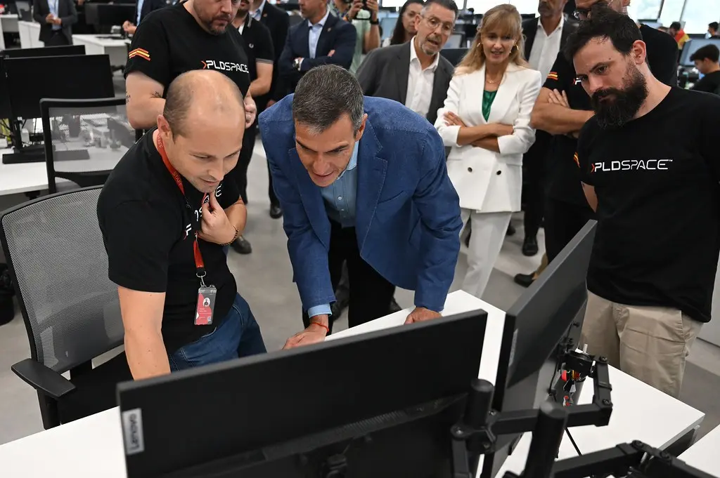 El CIS mide el impacto de Ceuta: el PSOE recupera 1,7 puntos y el PP cae 2,1 en julio