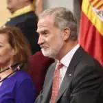 El Rey advierte en el Congreso de las amenazas a la democracia
