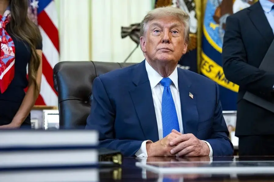 Un juez da a Trump una semana para justificar los visados