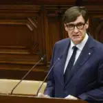 El Parlament confronta al Govern de Illa en el Debate de Política General