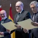 Gabilondo inspecciona en Ceuta la emergencia humanitaria