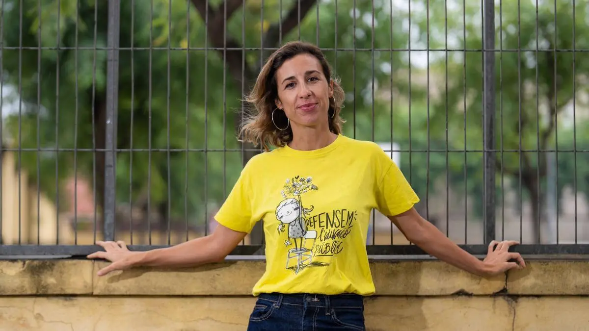 La exdiputada de la CUP Laia Estrada vota 'no' al acuerdo educativo
