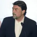 Barcala pide un Gobierno de Feijóo tras el 29N y critica la vivienda