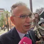 Quintana critica a Ayuso y Guardiola por dudar del voto por correo