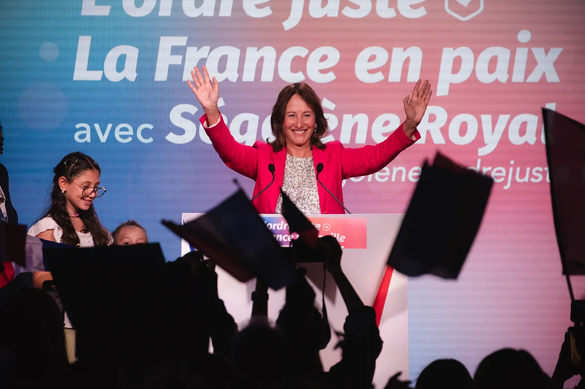 La izquierda moderada francesa extiende primarias