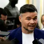 Pisarello invita a Rufián a unirse al Frente Amplio para frenar a PP
