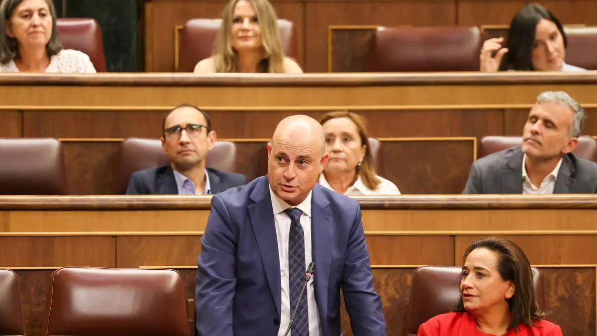 Sánchez disuelve Cortes y corta legislatura de Taibo en 20 días