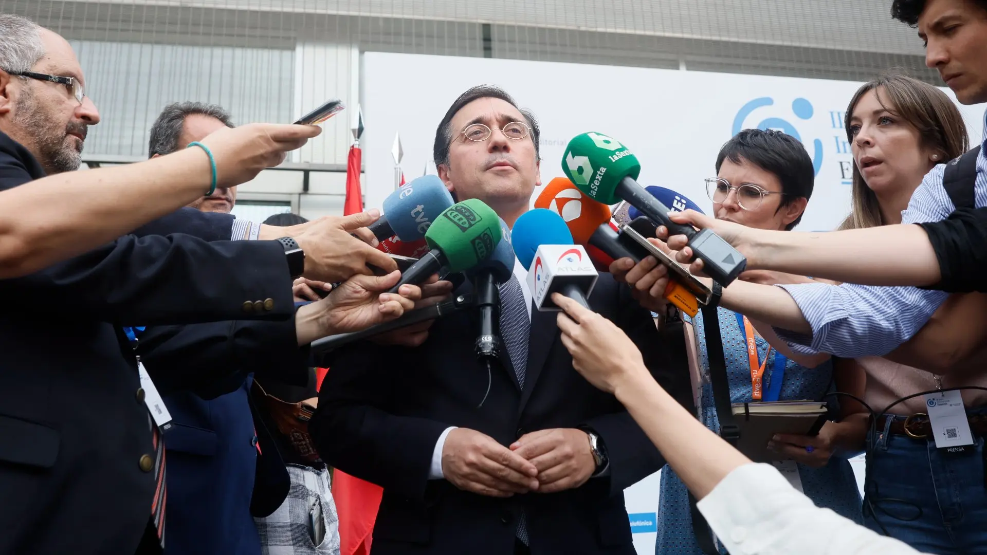 El Gobierno argelino paraliza intercambios con España
