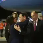 El presidente de EE.UU. evalúa remover a Guilfoyle