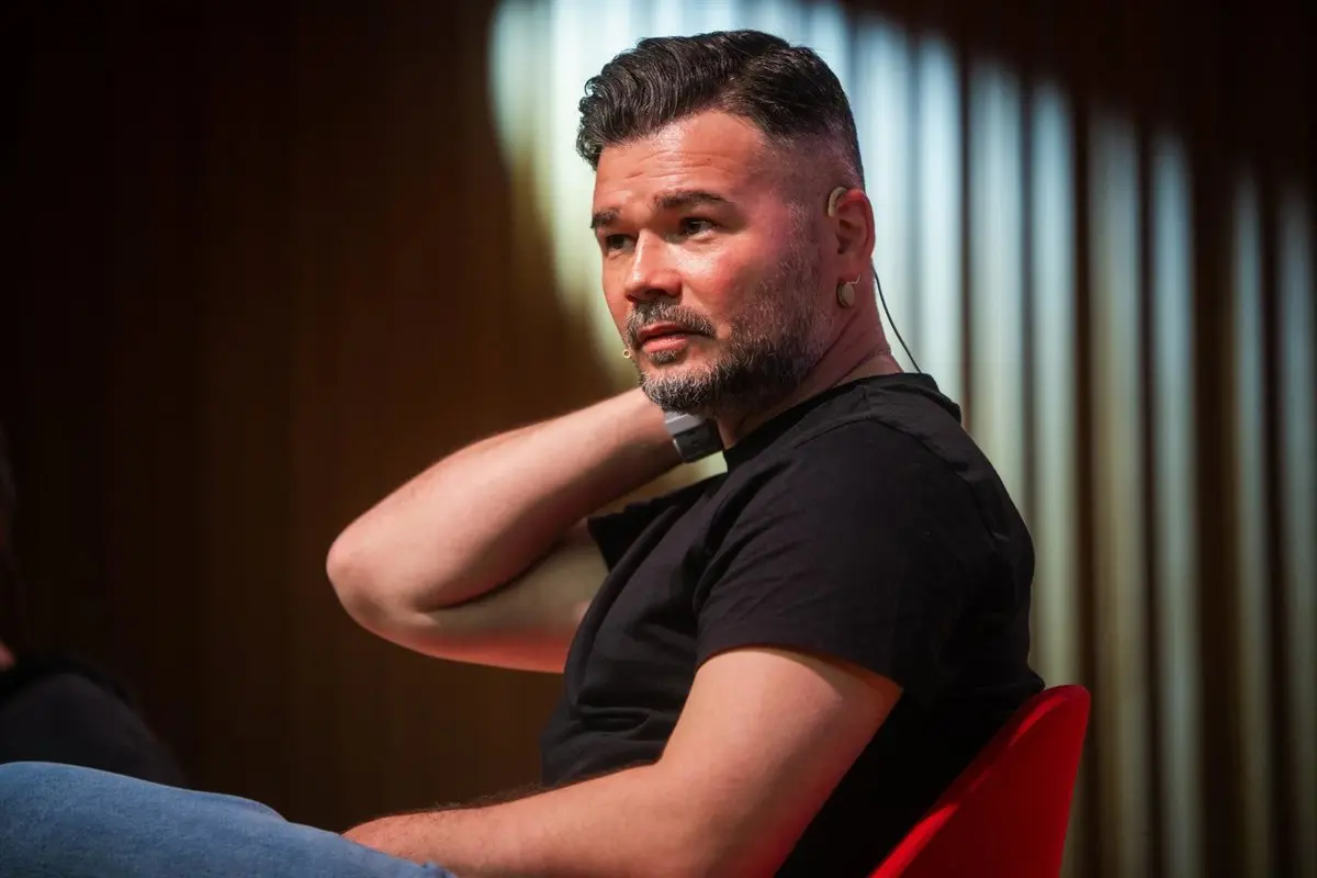 Los Comunes acusan a Gabriel Rufián de dividir a la izquierda