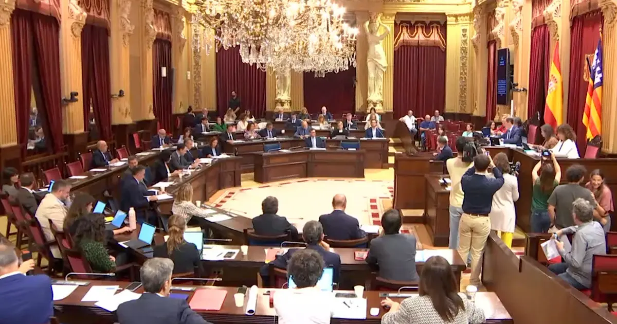 El Parlament de Mallorca rechaza minuto de silencio por Maricarmen
