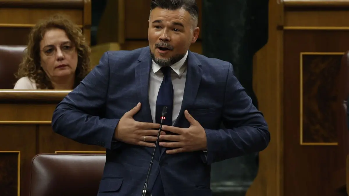 Gabriel Rufián exige diálogo entre ERC y Comunes para futuro proyecto