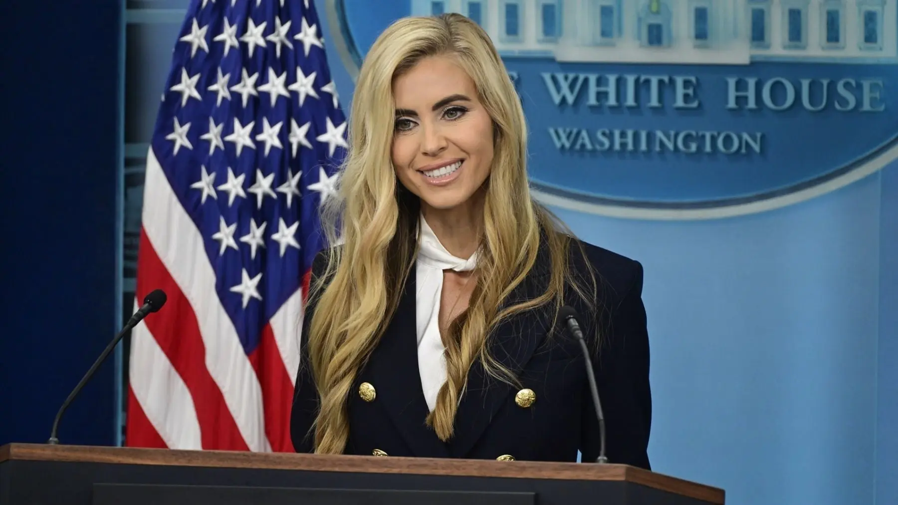 Katie Zacharia asume como sexta secretaria de prensa de la Casa Blanca