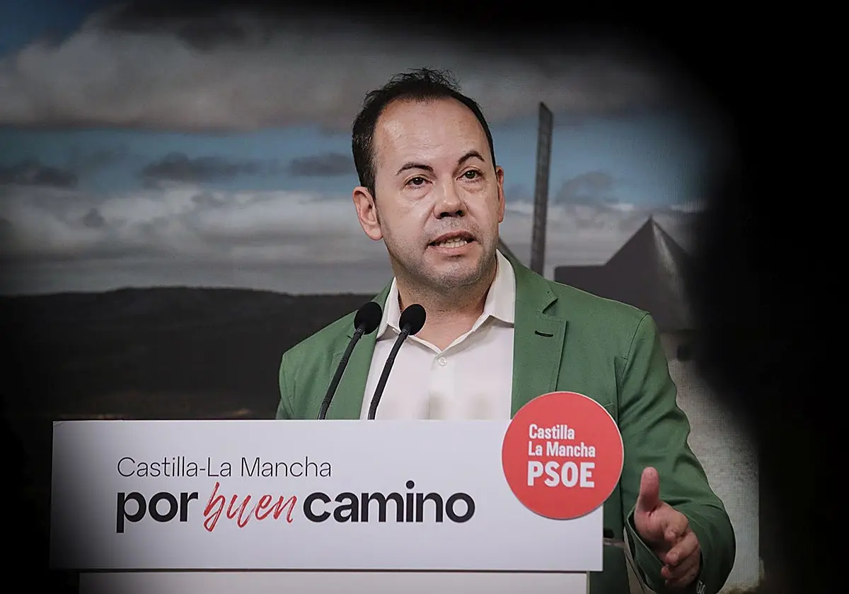 El PSOE acusa a Paco Núñez de estar poco preparado