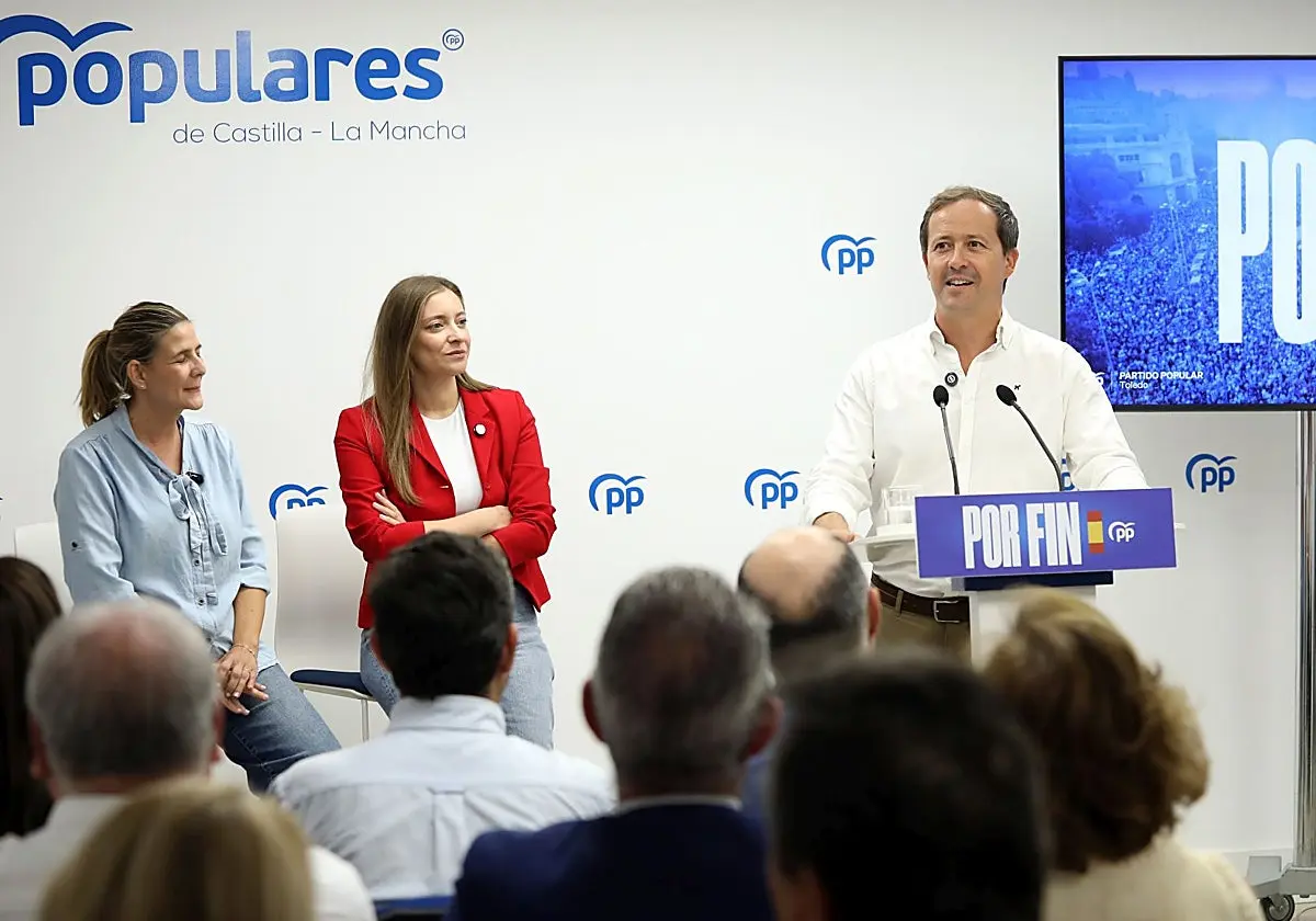 El presidente del PP de Toledo, Carlos Velázquez, denuncia al Gobierno
