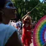 El Parlamento asturiano da luz verde a la Ley LGTBI+