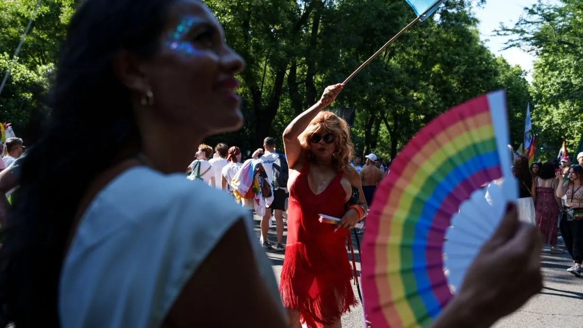 El Parlamento asturiano da luz verde a la Ley LGTBI+