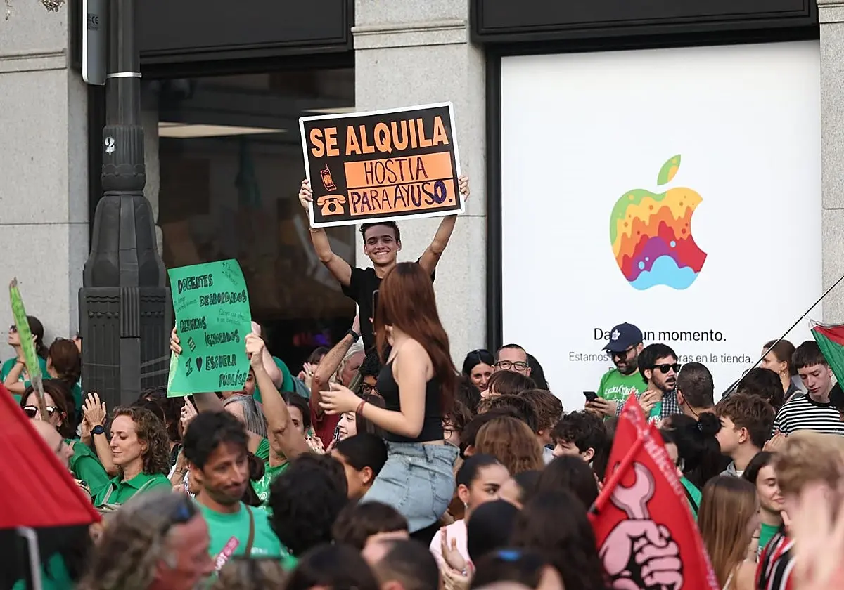 Isabel Díaz Ayuso reúne Consejo de Gobierno y Sol colapsa 44,6 %