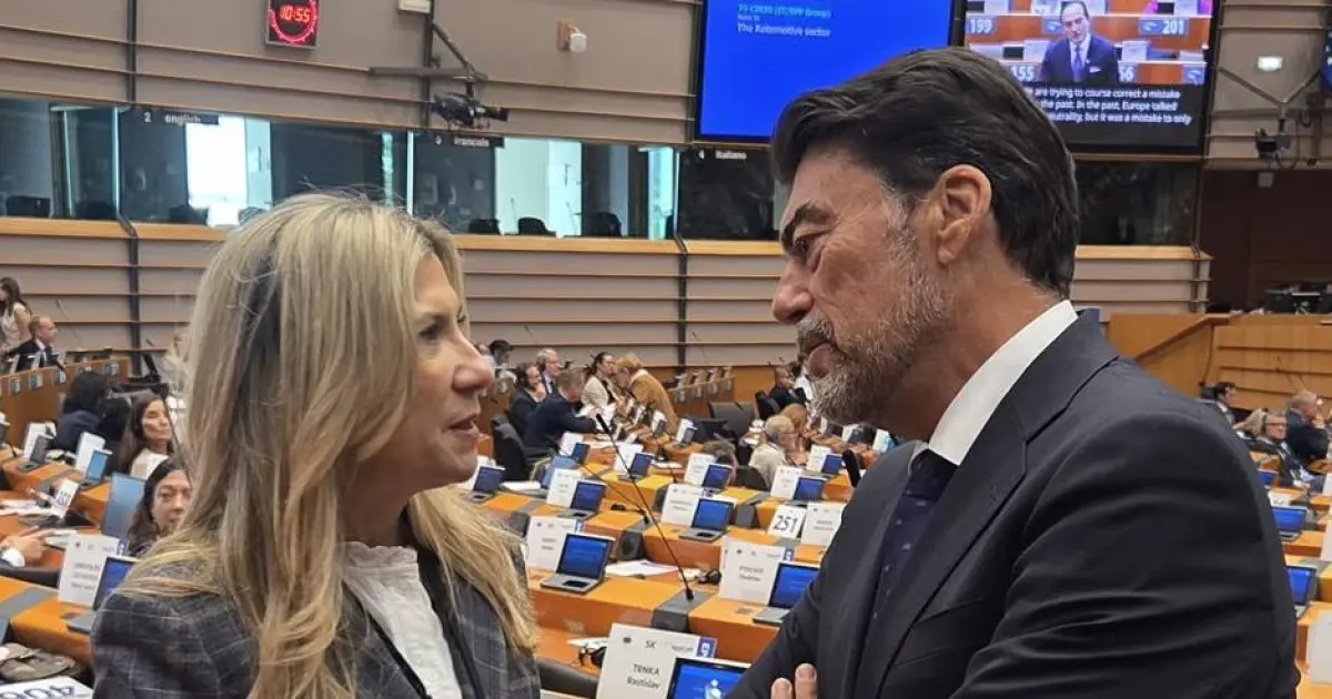 Barcala busca fondos europeos en Bruselas para Alicante Agua Circular