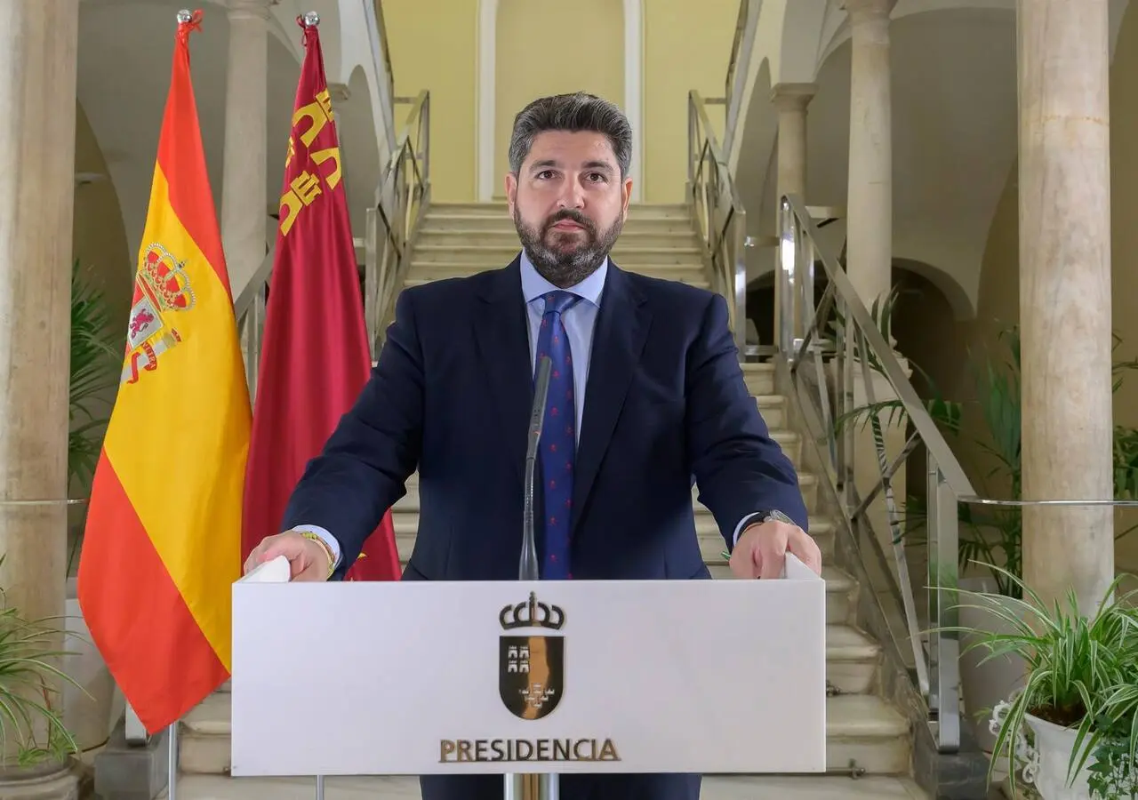 La Junta Electoral desestima denuncia del PSOE contra López Miras
