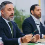 Vox reúne a su dirección para fijar campaña en siete semanas