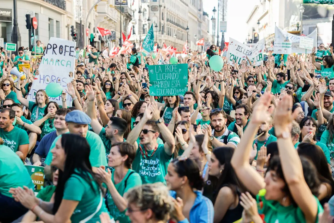 Cinco detenidos en la Complutense tras cargas policiales