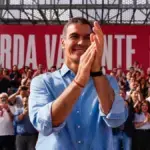 El CIS sitúa al PSOE con 34% y al PP con 22,2% en su último barómetro El CIS sitúa al PSOE con 34% y al PP con 22,2% en su último barómetro