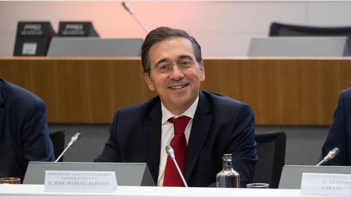 Albares encabezará la lista del PSOE en Cádiz