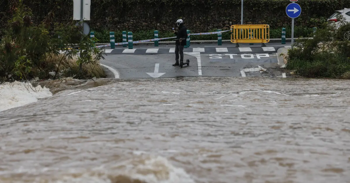 La Consellería Emergencias e Interior pide atención a las lluvias