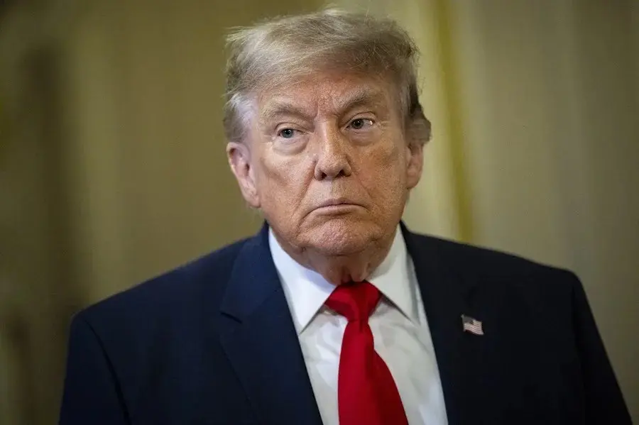 Donald Trump propone disparar a filtradores