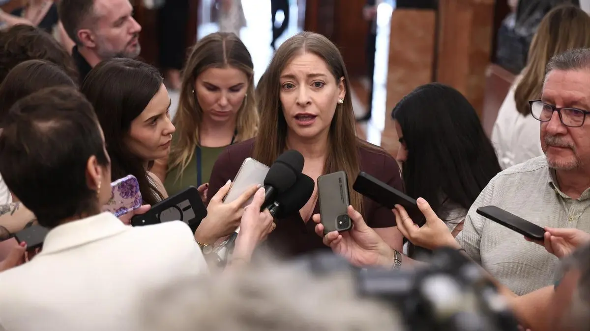 Ester Muñoz afirma que el PP debe cambiar el modelo de pensiones