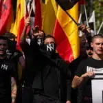 El Parlament fija retirada del monumento de Tortosa en un año