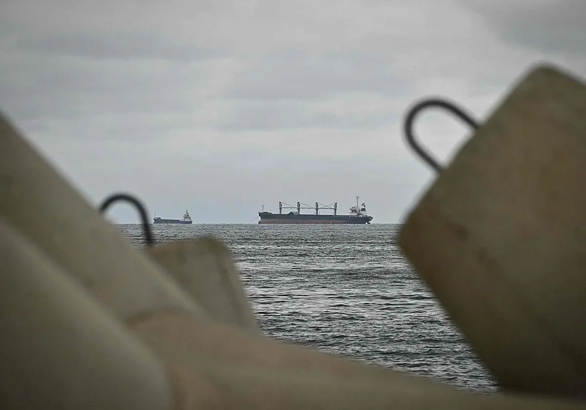 Rusia ataca el puerto de Izmail y dos cargueros rumbo a Odesa