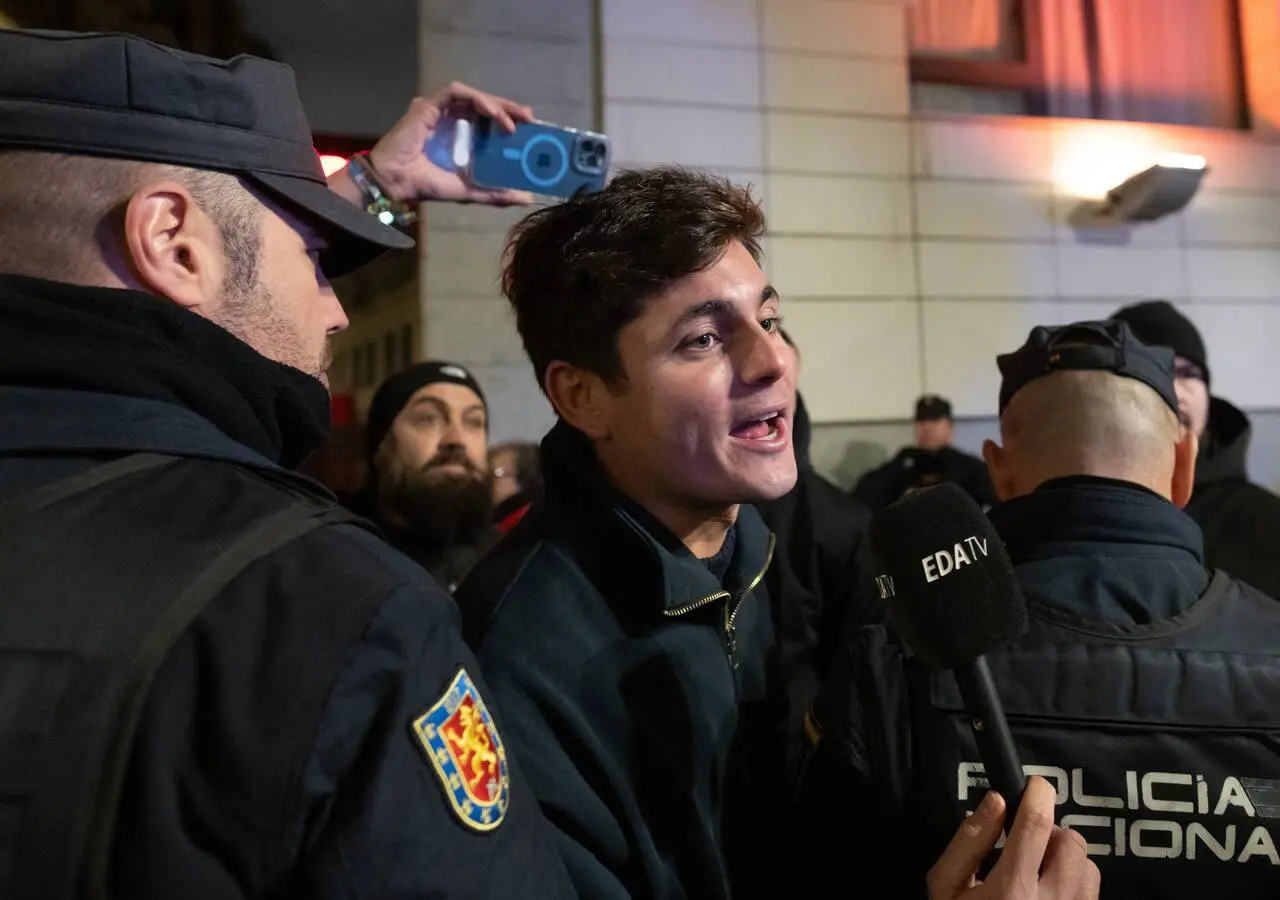 Alicia Echeverría traslada acto de Vito Quiles a Plaza de Yamaguchi