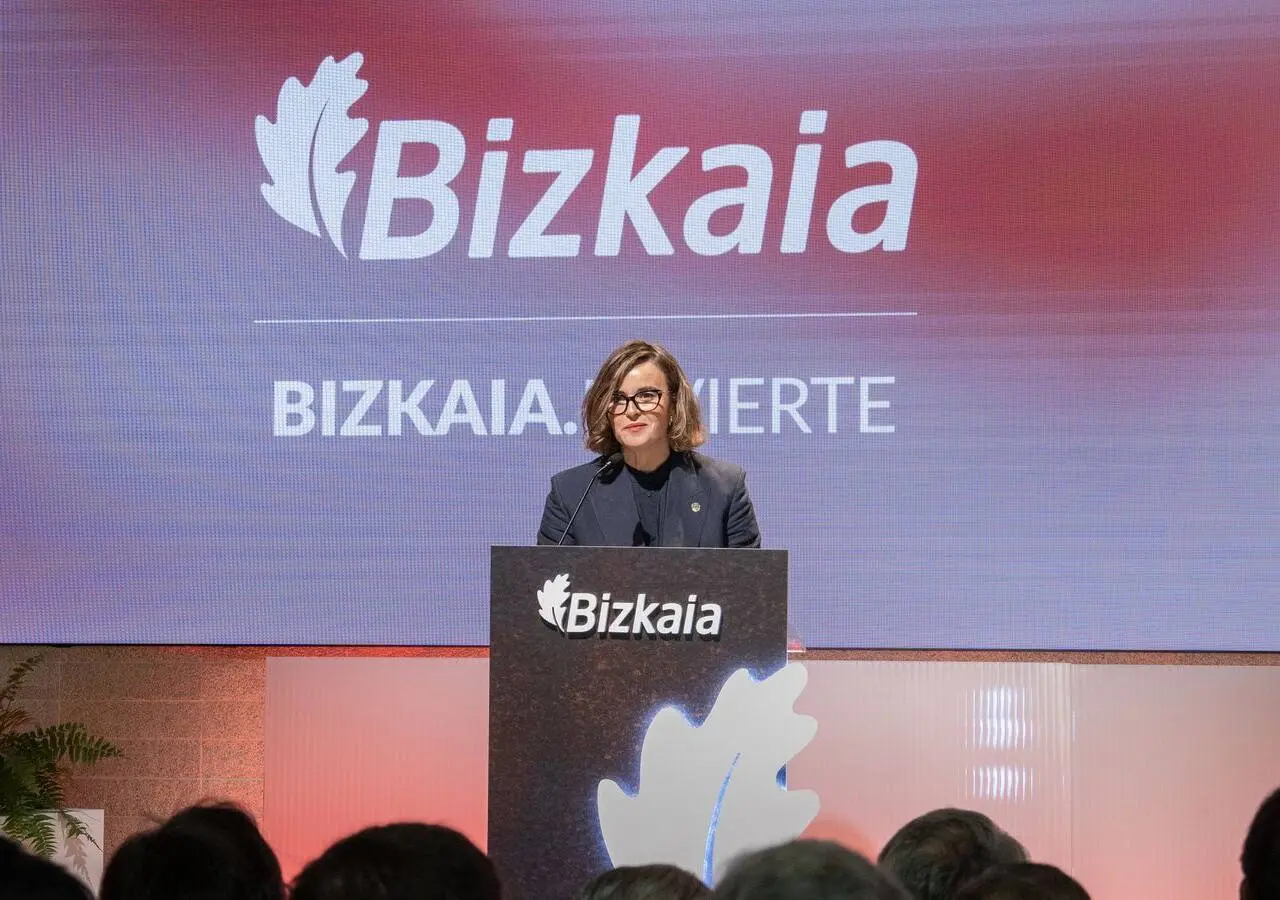 Elixabete Etxanobe se mantiene al margen del proceso interno del PNV