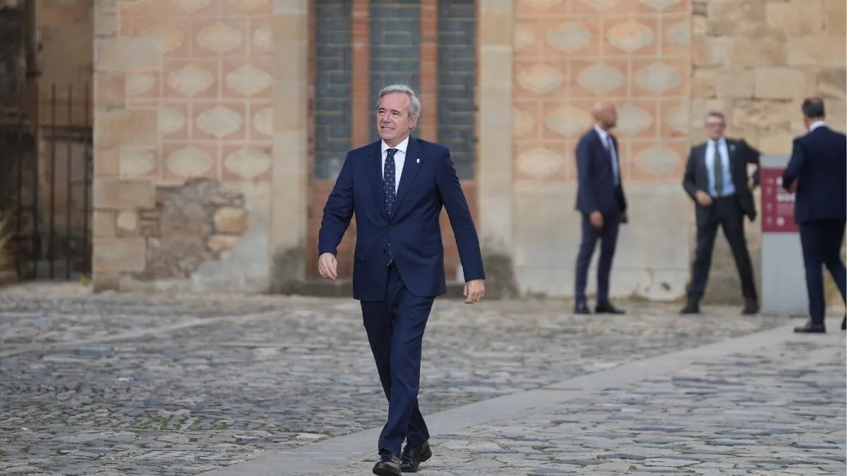 Azcón asegura que Feijóo mejorará pensiones si llega a la Presidencia