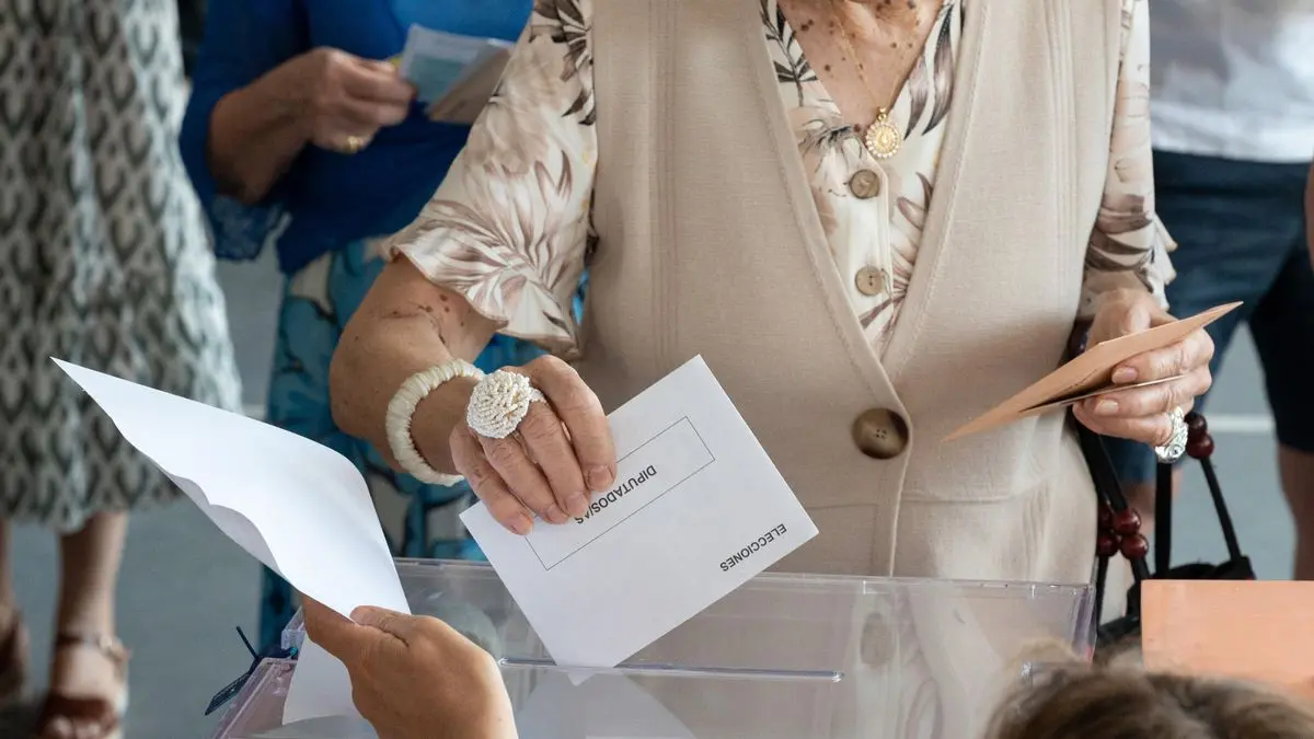 Ce.DEU alega contra el auto que suspende el voto de 163.000 exiliados